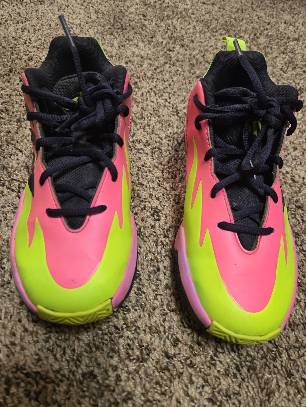 *Size 3* Adidas* Girls* Pink,Yellow, & Black*